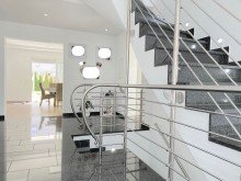 Diele mit Treppe EG Verkauft