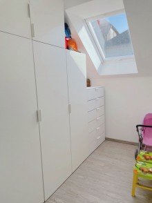 Begehbarer Kleiderschrank OG Verkauft