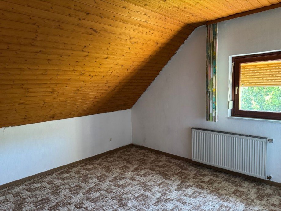 Zimmer OG Einfamilienhaus Mandern
