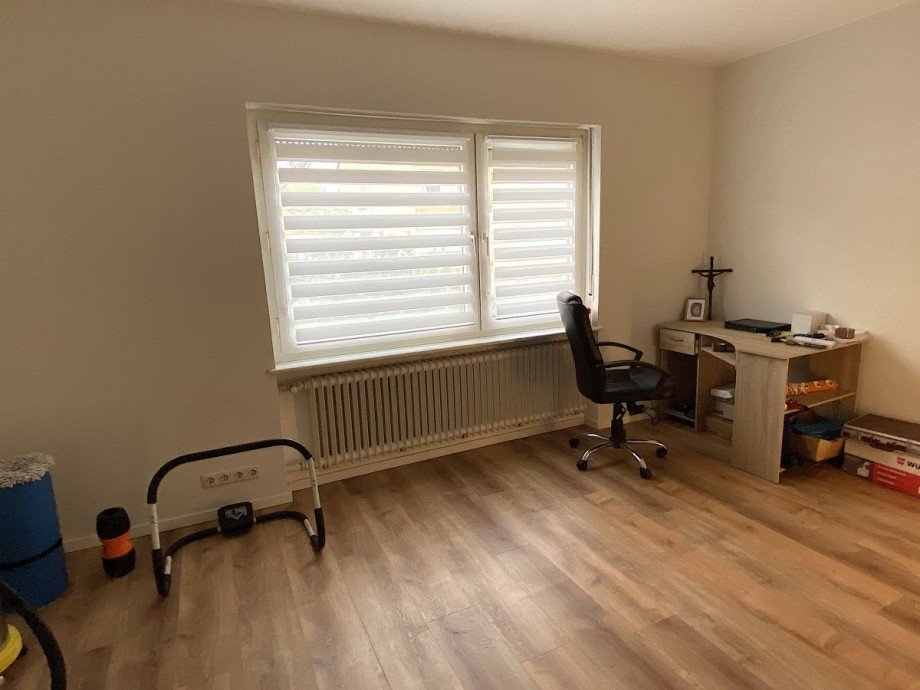 Zimmer Wohnung EG Mehrfamilienhaus Schweich