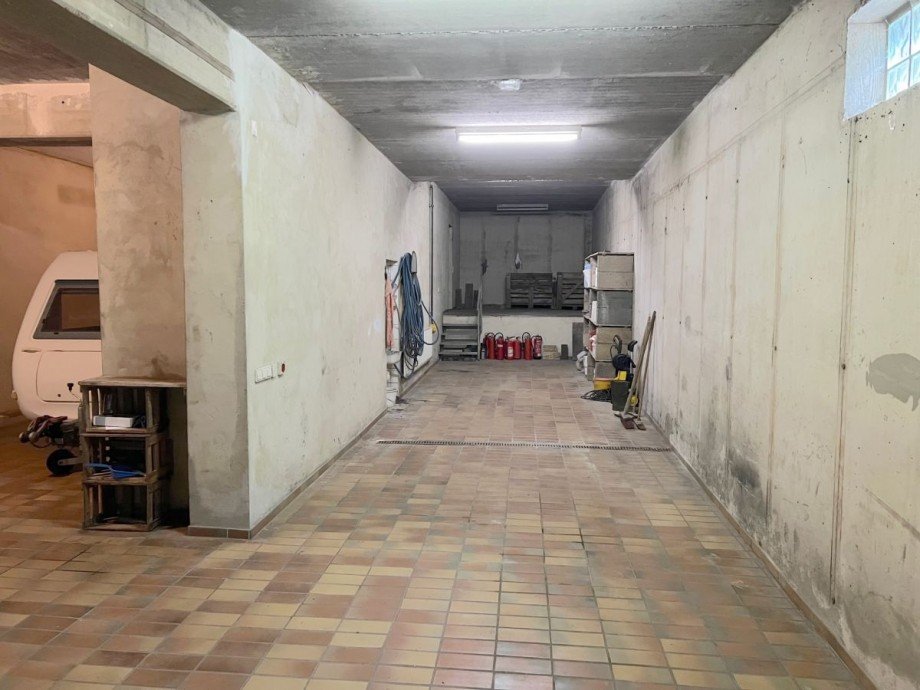 Garage Haus Kr�v