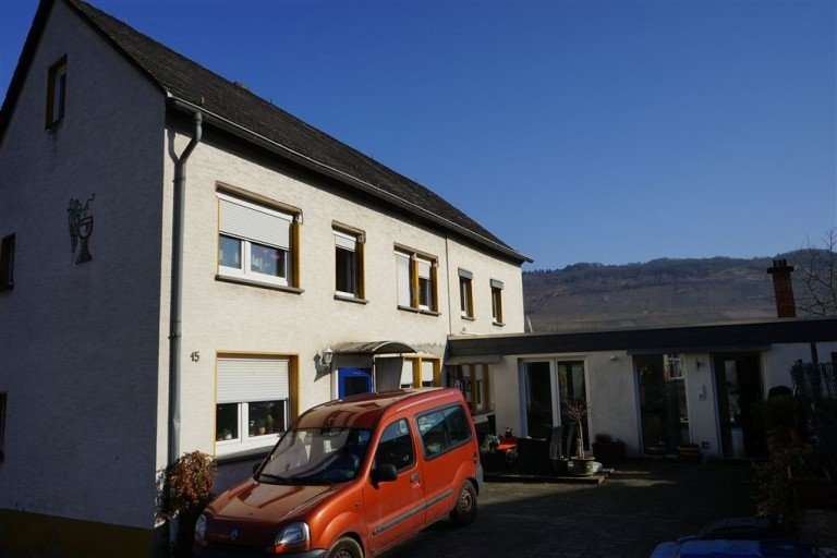 1 Schleich Mehrfamilienhaus Verkauft