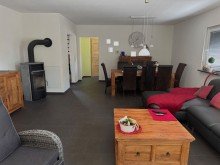 Tim Boldorf Immobilien Bekond - Neuwertiges Einfamilienhaus mit Doppelgarage, Kaminofen, Wintergarten und Einbauk�che