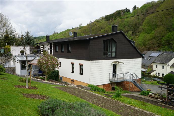 2 Mehrfamilienhaus Riveris