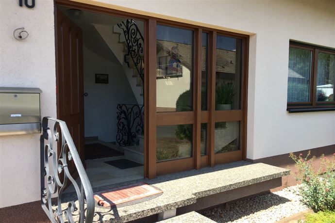 Eingangst�r Haus Schweich
