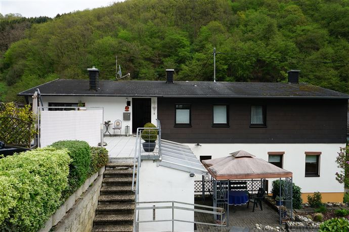 3 Mehrfamilienhaus Riveris