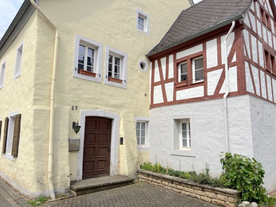 Haupteingang Wohnhaus Haus Trittenheim