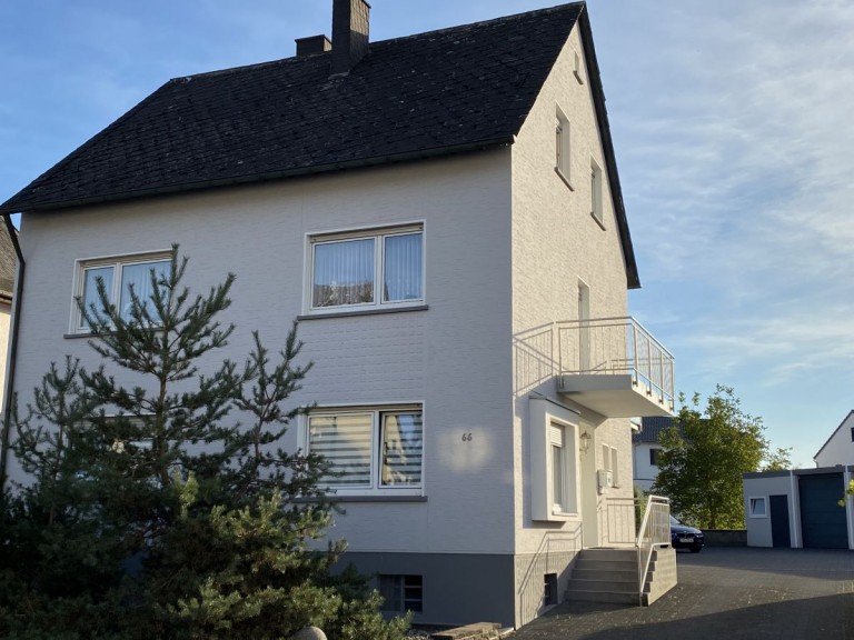 Au�enansicht Stra�enseite Schweich Mehrfamilienhaus Verkauft